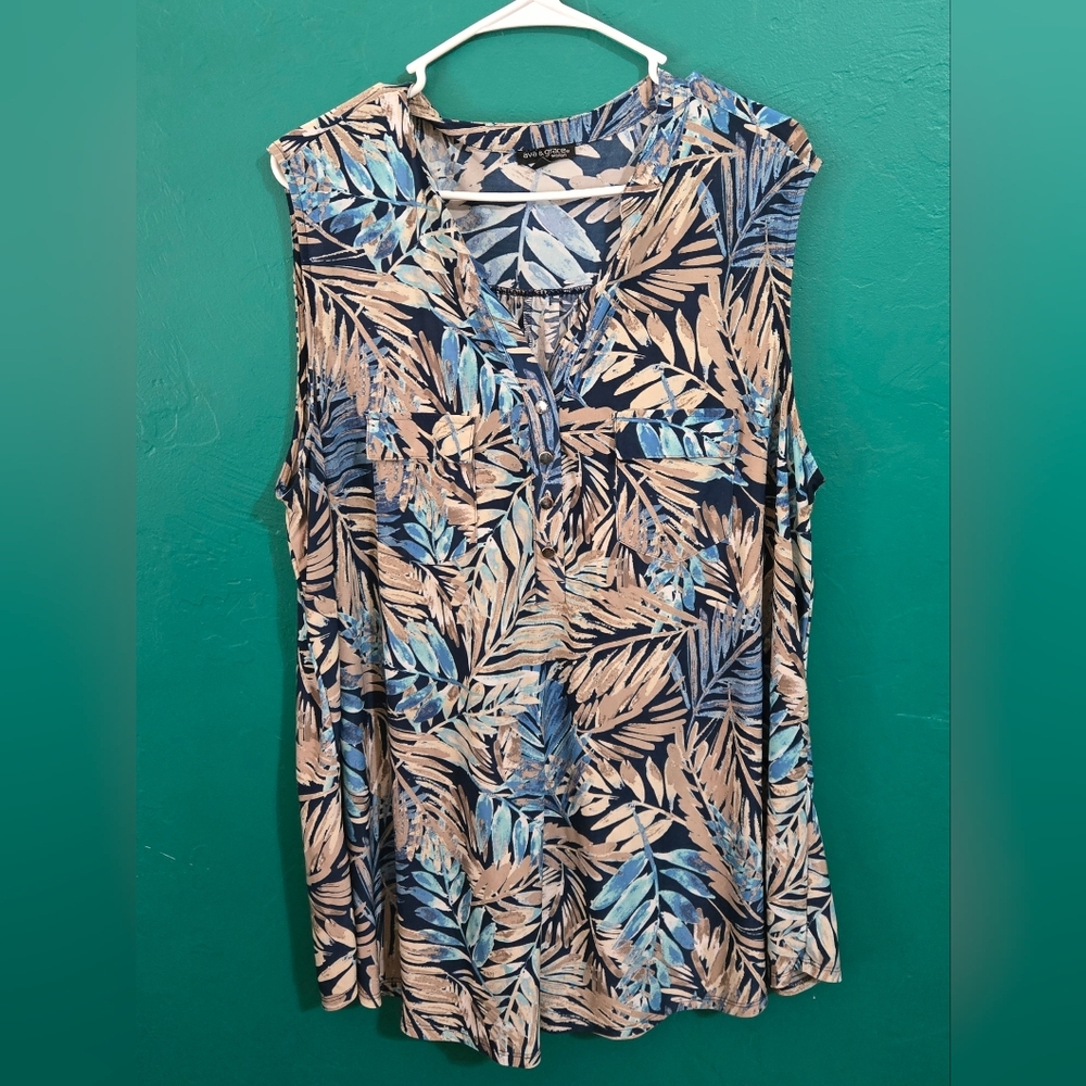 Ava & Grace Woman Top